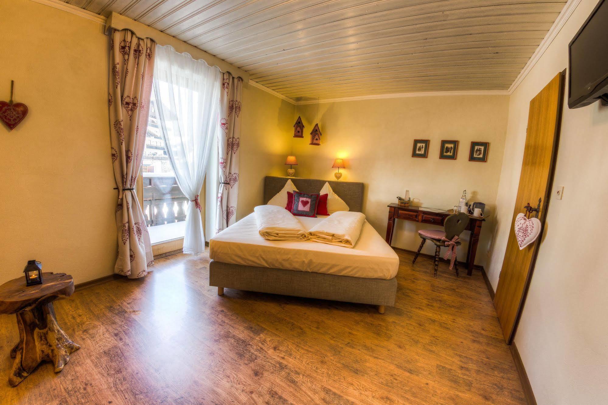 Dreimaederlhaus - Das Vegetarische Boutique Hotel Fussen Ngoại thất bức ảnh