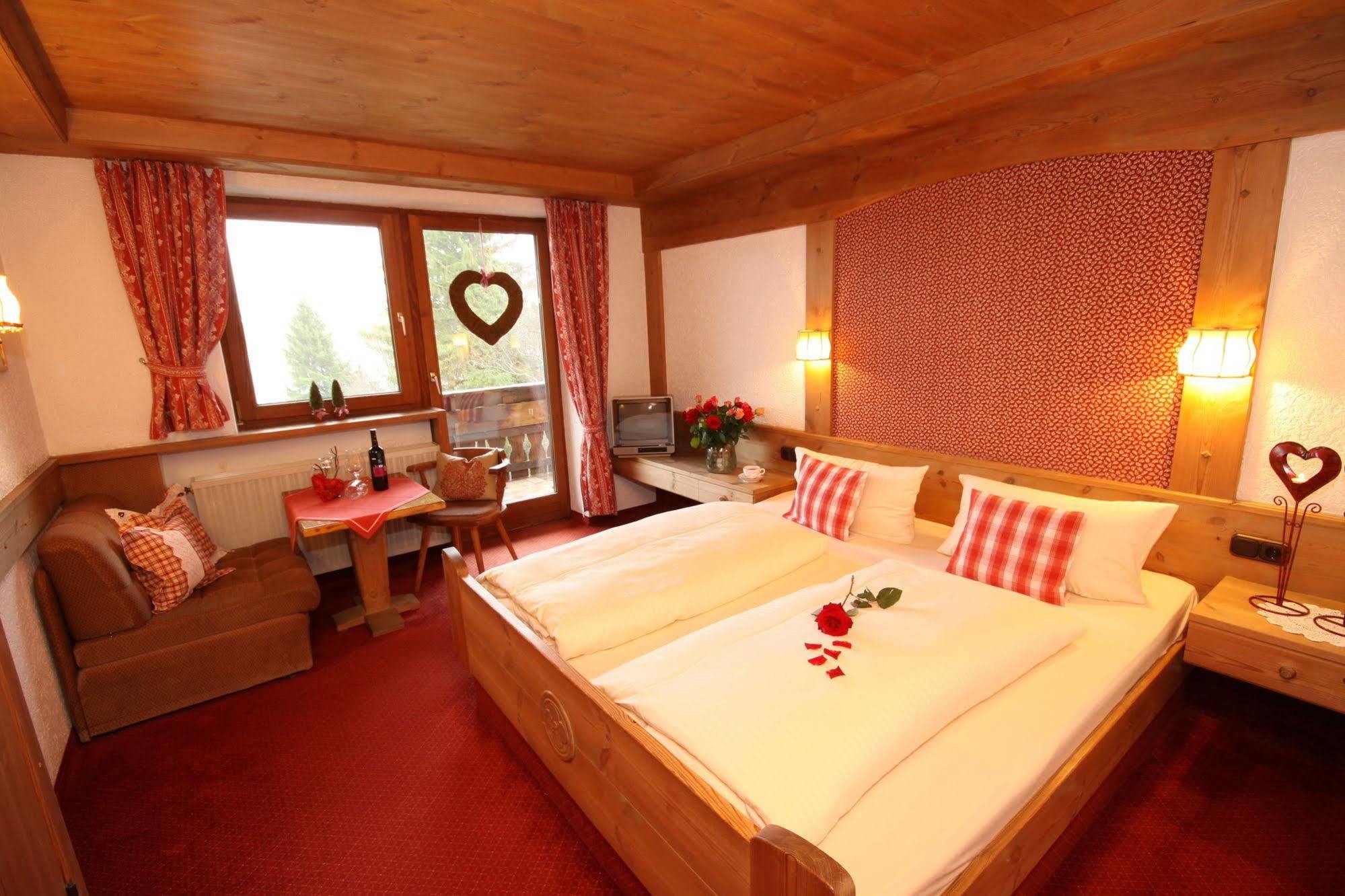 Dreimaederlhaus - Das Vegetarische Boutique Hotel Fussen Ngoại thất bức ảnh