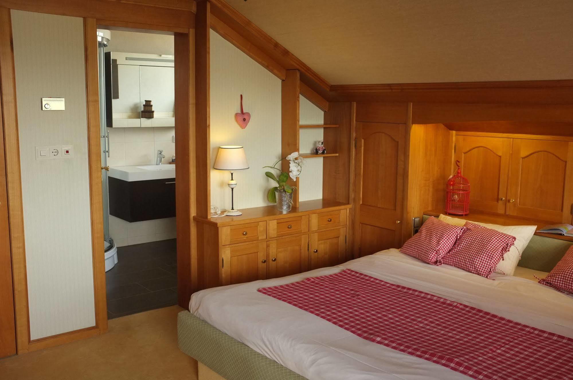 Dreimaederlhaus - Das Vegetarische Boutique Hotel Fussen Ngoại thất bức ảnh